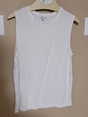 💚Free In Any Bundle Over $10 Sleeveless Cotton Crew Tank